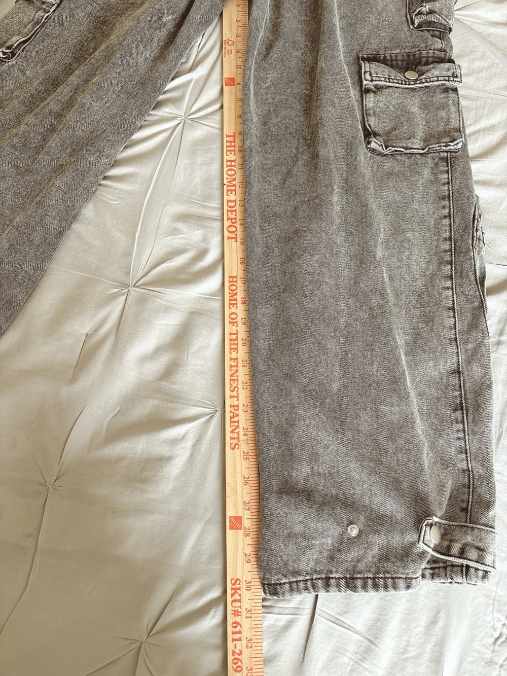 Fashion Nova Acid Wash Cargo Wide Leg Jeans Size 9 Y2K Utility Baggy - Picture 10 of 13